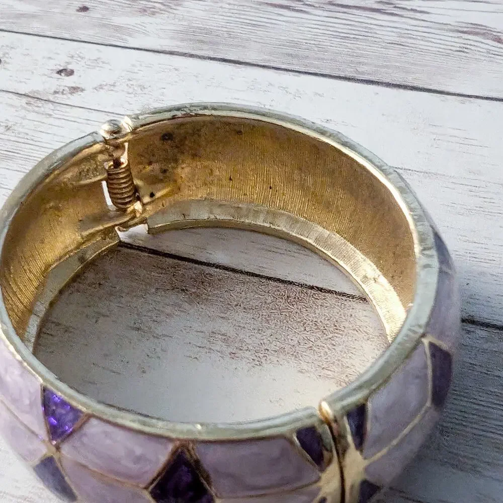 Vintage hinged bracelet